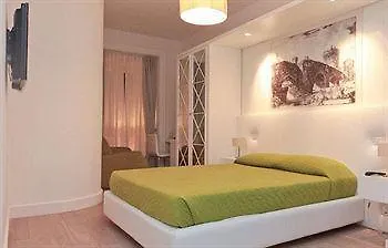 A Peace Of Gasthuis Rome